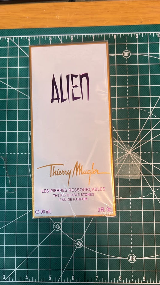 Alien by Thierry Mugler Eau de Parfum 3.0 oz Spray & Body Cream 6.7 oz – New & Sealed