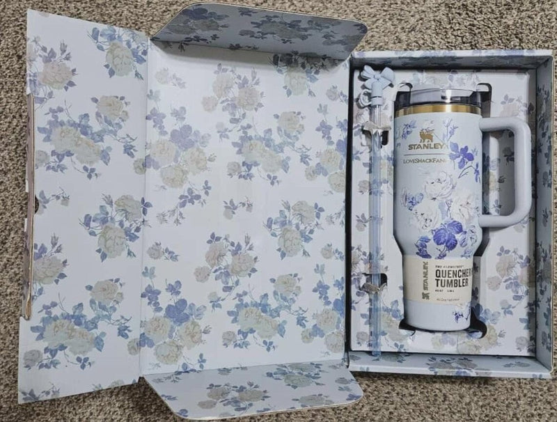 Stanley x LoveShackFancy Holiday Quencher 40 OZ – Rosa Beaux Blue with Original Box