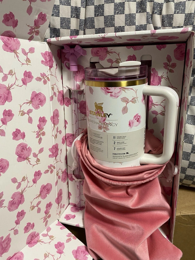 Stanley x LoveShackFancy Quencher H2.0 FlowState™ Tumbler 40 OZ – Pink Floral